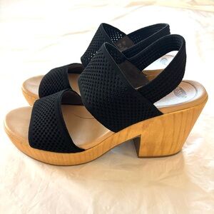 Dr. Scholl's Black Becca Platform Sandals SZ 10 M Worn 1X on Carpet